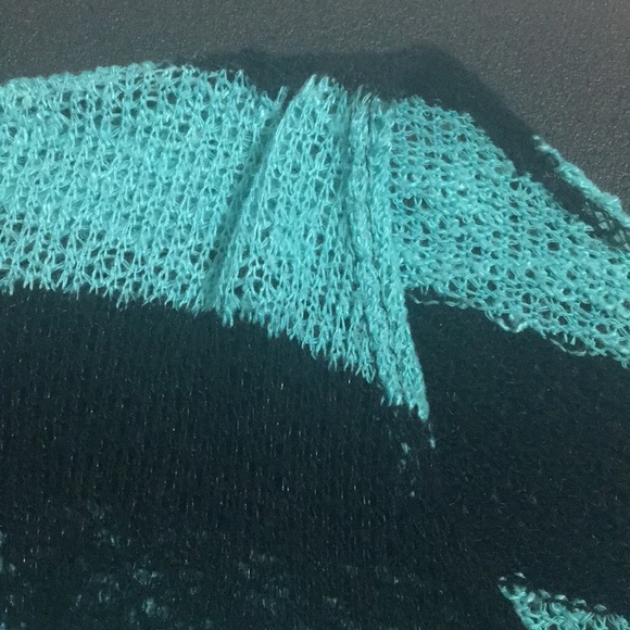 Top - Picture 3 of 3